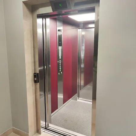 Apartment Wide & Light - Self Check In Riga