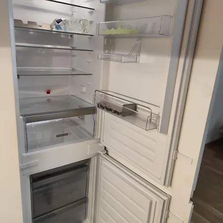 Wide & Light - Self Check In Apartment *